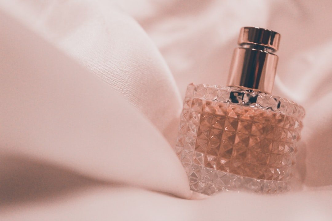 Perfume gift set for women in Kolkata - top picks